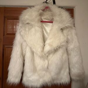 Gypsy Junkies Women's White Faux Fur Coat - M/L